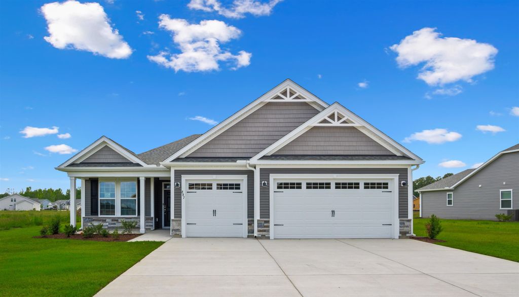 828 Big Cedar Dr., Loris, SC 29569