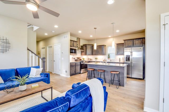 4307 Goldeneye Gateway Drive, Middleton, WI 53562