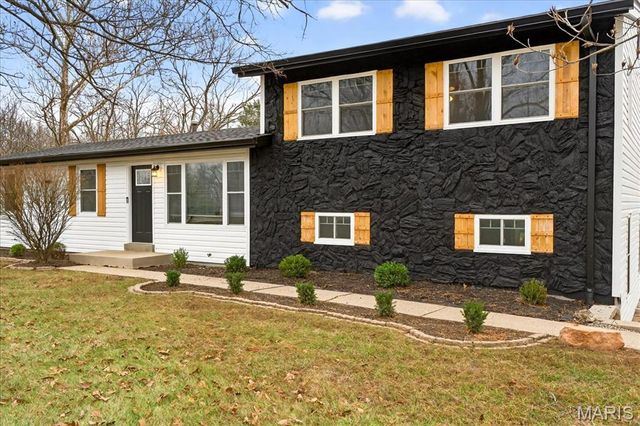 714 Sunset Lane, O'fallon, MO 63366