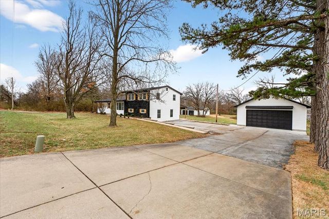 714 Sunset Lane, O'fallon, MO 63366