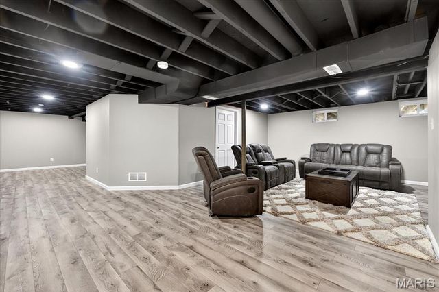 714 Sunset Lane, O'fallon, MO 63366