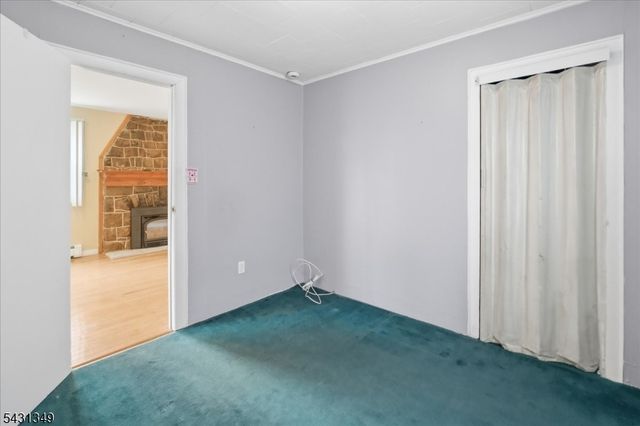 7 Willow St, Mount Arlington Boro, NJ 07856