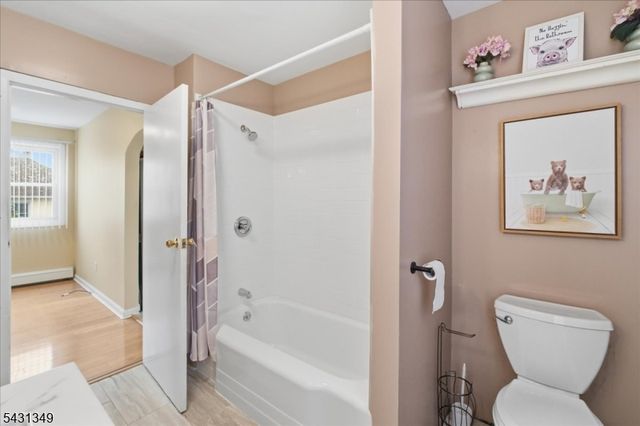 7 Willow St, Mount Arlington Boro, NJ 07856