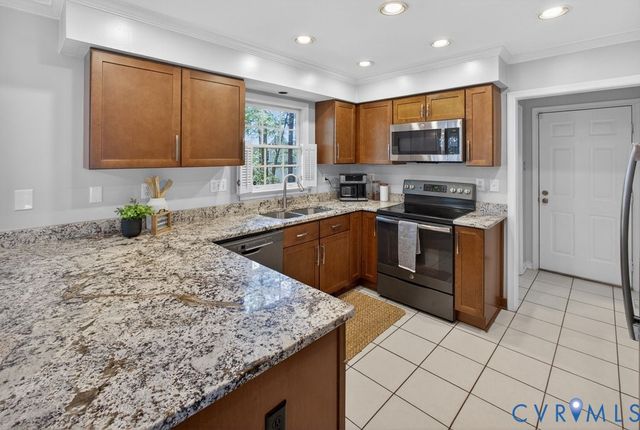 12509 Triton Springs Dr, Midlothian, VA 23114