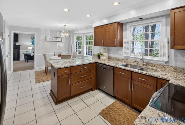 12509 Triton Springs Dr, Midlothian, VA 23114