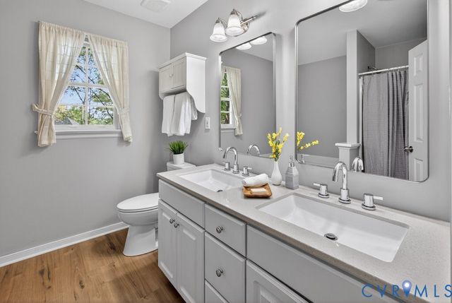 12509 Triton Springs Dr, Midlothian, VA 23114