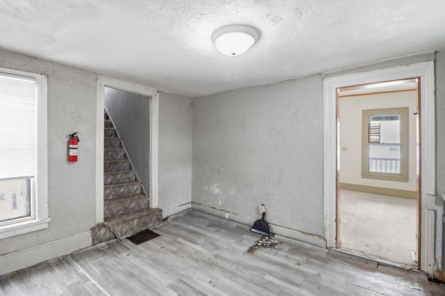 316 E Division Street, Dowagiac, MI 49047