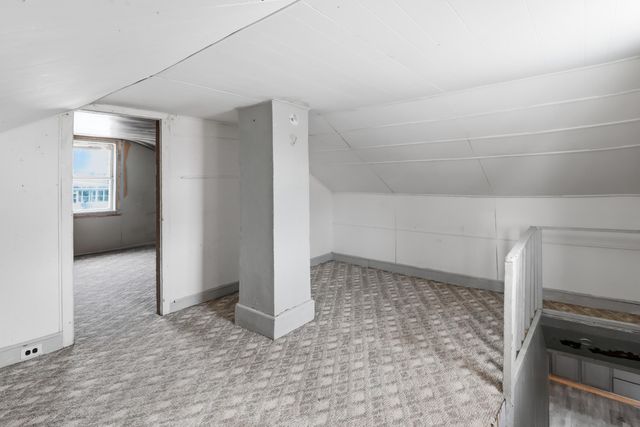 316 E Division Street, Dowagiac, MI 49047