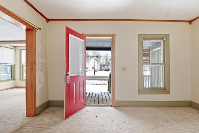 316 E Division Street, Dowagiac, MI 49047