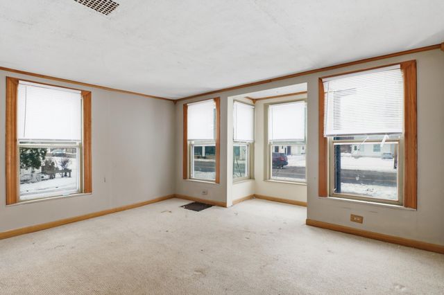 316 E Division Street, Dowagiac, MI 49047