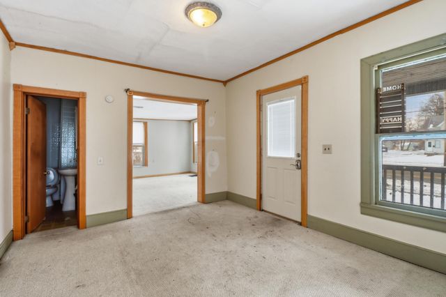 316 E Division Street, Dowagiac, MI 49047