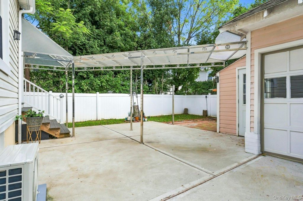 258 Liberty Avenue, Westbury, NY 11590 — photo 4