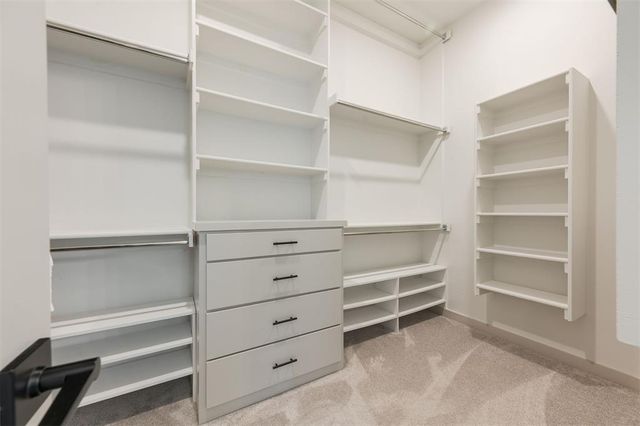 9500 Sultans Water Way, Yukon, OK 73099