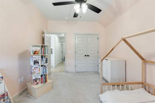 9500 Sultans Water Way, Yukon, OK 73099