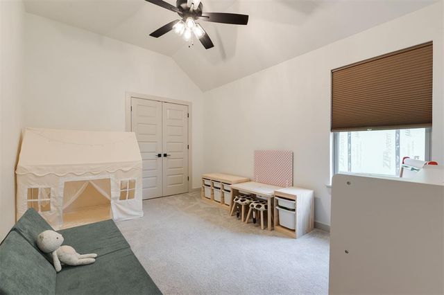 9500 Sultans Water Way, Yukon, OK 73099