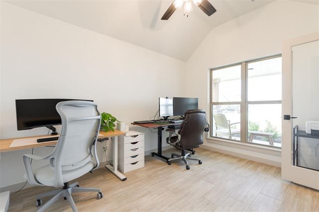 9500 Sultans Water Way, Yukon, OK 73099