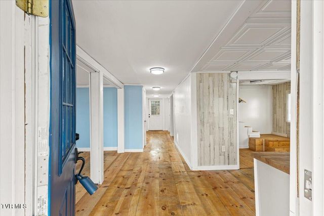 455 Westin Drive, Bristol, VA 24201