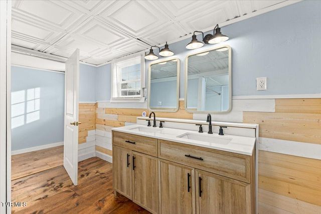 455 Westin Drive, Bristol, VA 24201