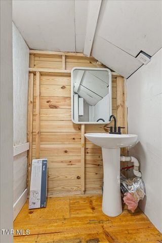 455 Westin Drive, Bristol, VA 24201