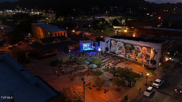 455 Westin Drive, Bristol, VA 24201