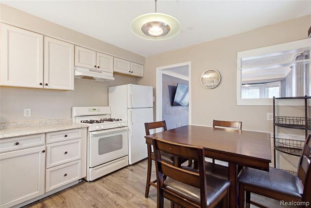 1073 Eastwood Street, Inkster, MI 48141