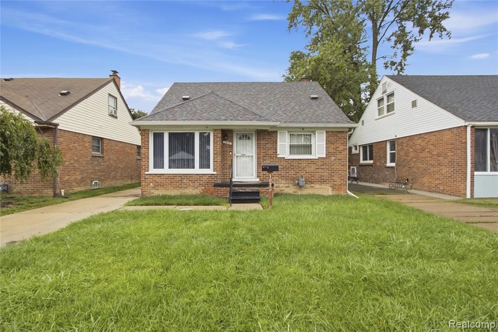 1073 Eastwood Street, Inkster, MI 48141