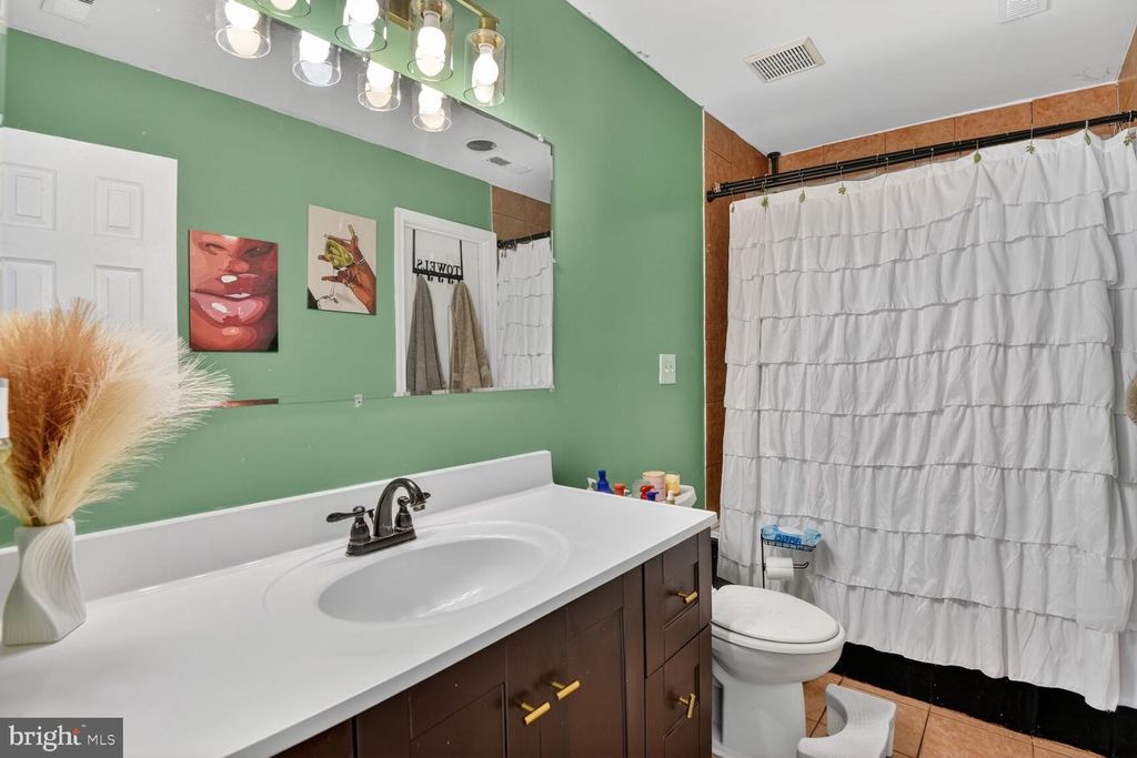 Image 16 of property listing at 4439 CORNWALL CT, Upper Marlboro, MD 20772