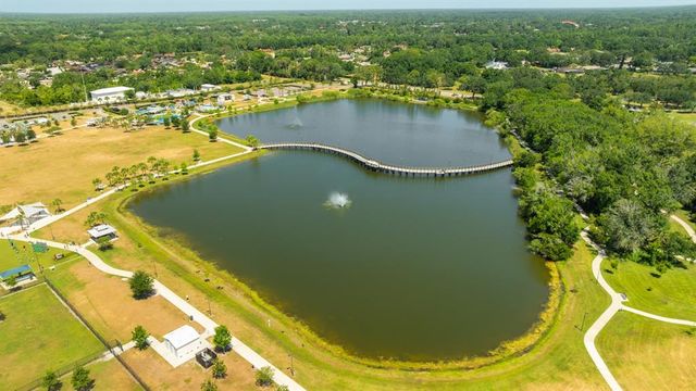 13907 WELLESFORD WAY, Tampa, FL 33624