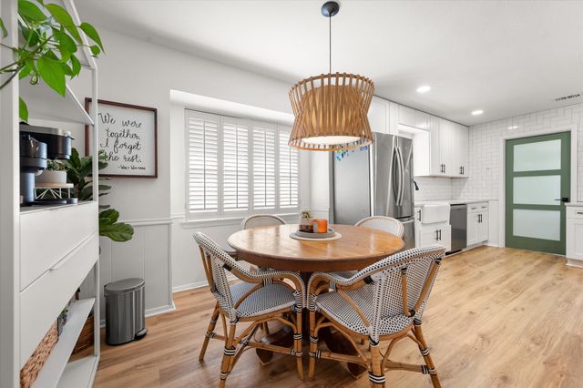 1809 Hillvalley Drive, Arlington, TX 76013