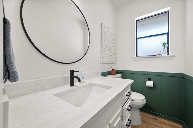 1809 Hillvalley Drive, Arlington, TX 76013