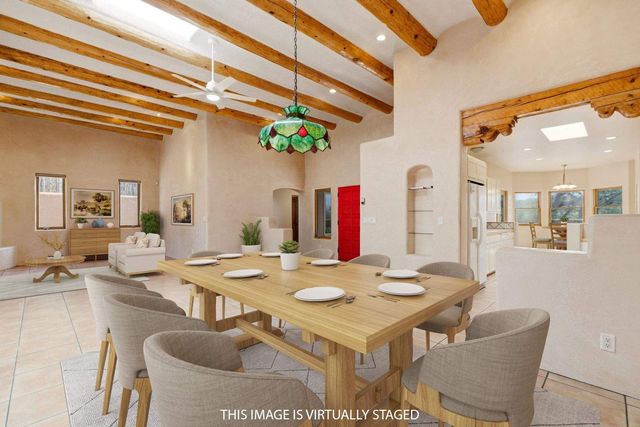 2732 Pradera Court, Santa Fe, NM 87505