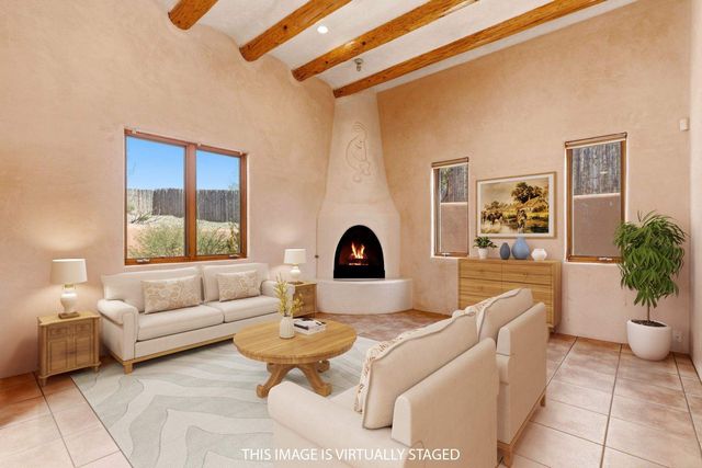 2732 Pradera Court, Santa Fe, NM 87505