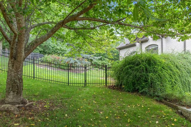 219 King Arthur Cir, Franklin, TN 37067