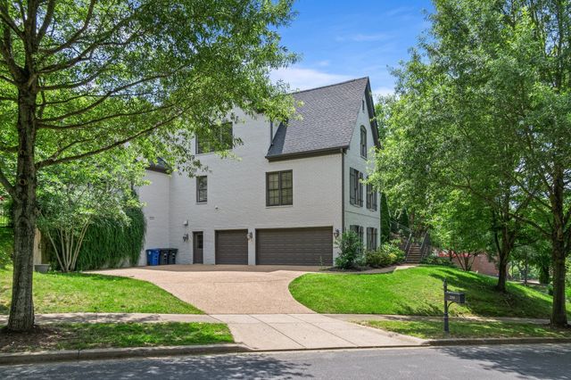 219 King Arthur Cir, Franklin, TN 37067