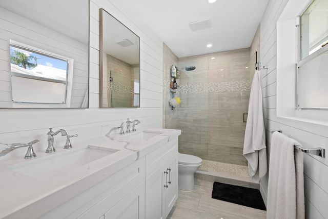 698 W Camino, Boca Raton, FL 33486