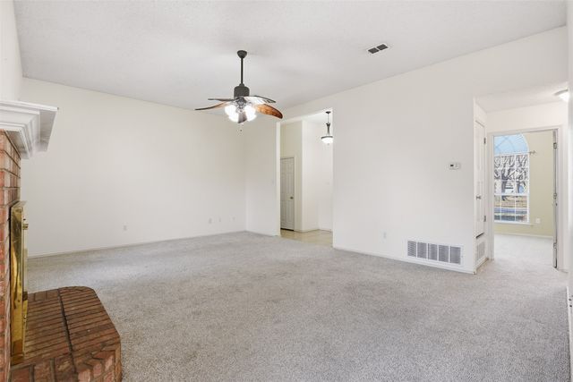 1025 Matthew Street, Burleson, TX 76028