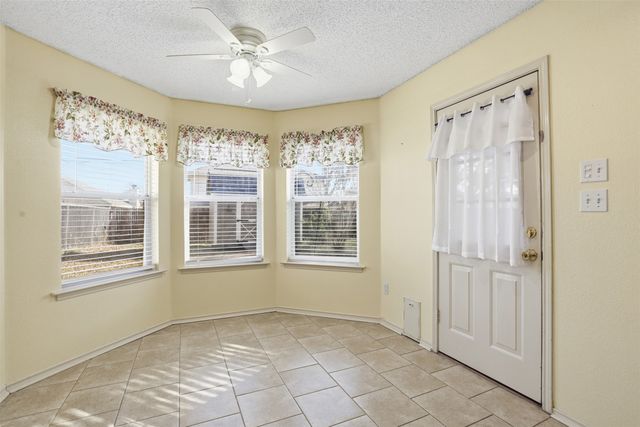 1025 Matthew Street, Burleson, TX 76028