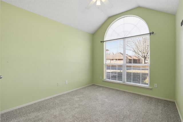 1025 Matthew Street, Burleson, TX 76028