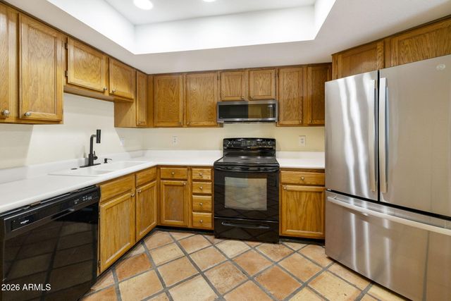 9801 N 5TH Street, Phoenix, AZ 85020