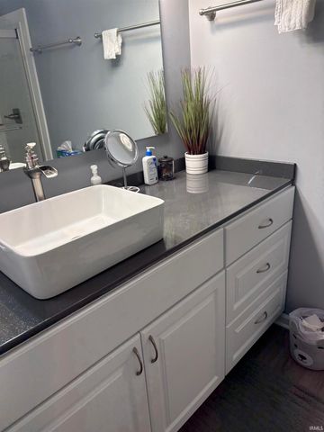 5512 Zappia Drive, Mishawaka, IN 46545