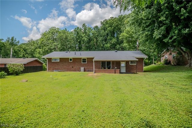 104 Randolph Road, Marietta, OH 45750