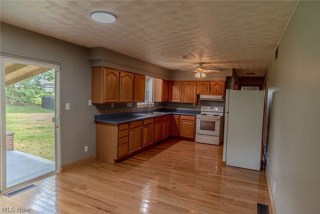 104 Randolph Road, Marietta, OH 45750
