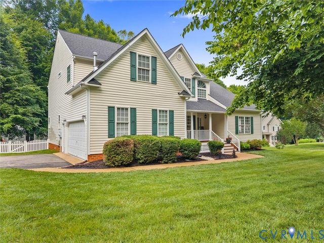 8025 Hillcreek Dr, Midlothian, VA 23112