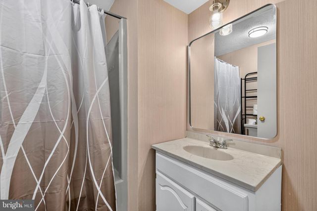 1858 SHARWOOD PL, Crofton, MD 21114