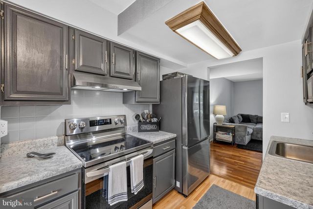 1858 SHARWOOD PL, Crofton, MD 21114