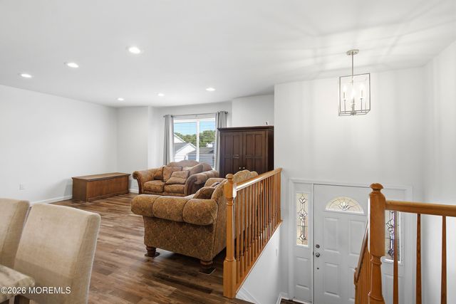 34 Bronia Street, Howell, NJ 07731