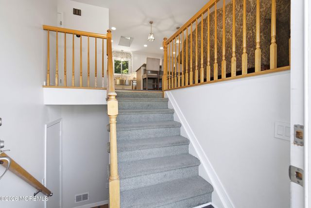 34 Bronia Street, Howell, NJ 07731