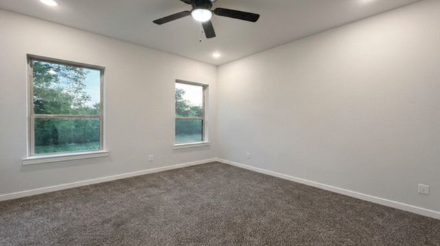 915 E 11th Avenue, Corsicana, TX 75110