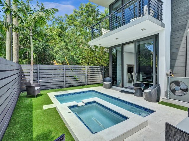 2514 NE 21ST Street A, Fort Lauderdale, FL 33305