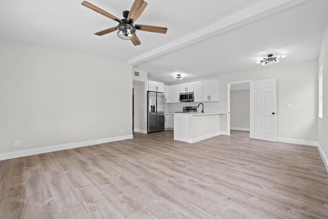 2415 Lewis, West Palm Beach, FL 33415